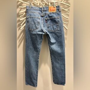 Women’s Levi Strauss 501 light blue denim jeans 29x33